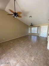 3411 W Monona Dr in Phoenix, AZ - Foto de edificio - Building Photo