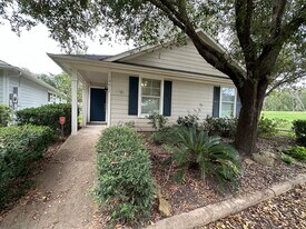 10611 Cobblecreek Way in Missouri City, TX - Building Photo