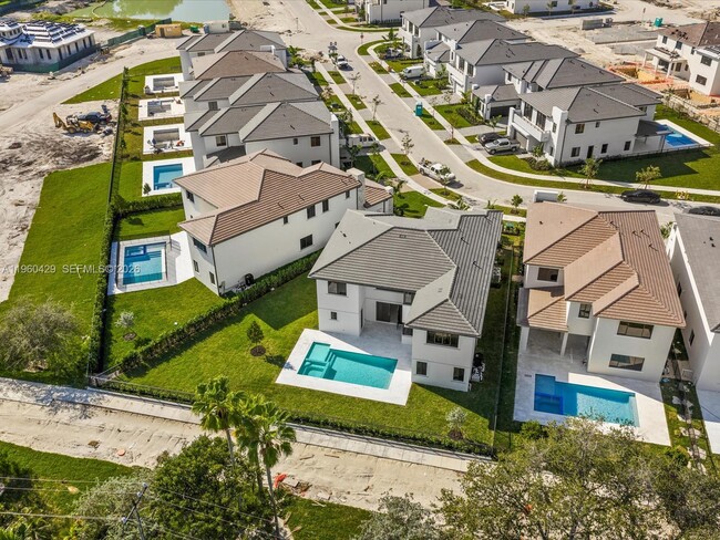 19701 NE 16th Pl in Miami, FL - Building Photo - Building Photo