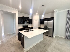 15518 Water Spring Blvd in Winter Garden, FL - Foto de edificio - Building Photo