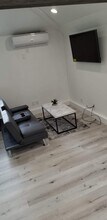 6307 Calvin Ave in Los Angeles, CA - Building Photo - Building Photo
