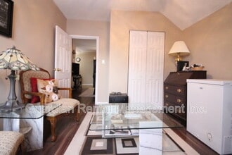 50 Ontario St in Thunder Bay, ON - Building Photo - Building Photo