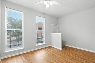 1211 E Oliver St in Baltimore, MD - Building Photo - Building Photo
