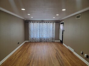 3701 N Drexel Blvd in Oklahoma City, OK - Foto de edificio - Building Photo