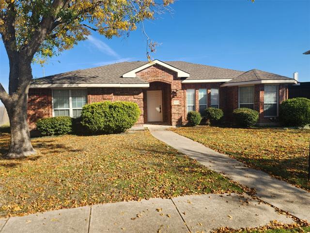 203 Happy Trails Ct in Allen, TX - Building Photo