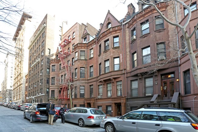 316-318 W 104th St in New York, NY - Building Photo - Building Photo