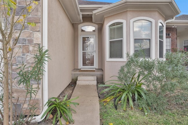 property at 111 Cove Pl