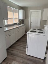 12420 N Florida Ave in Tampa, FL - Building Photo