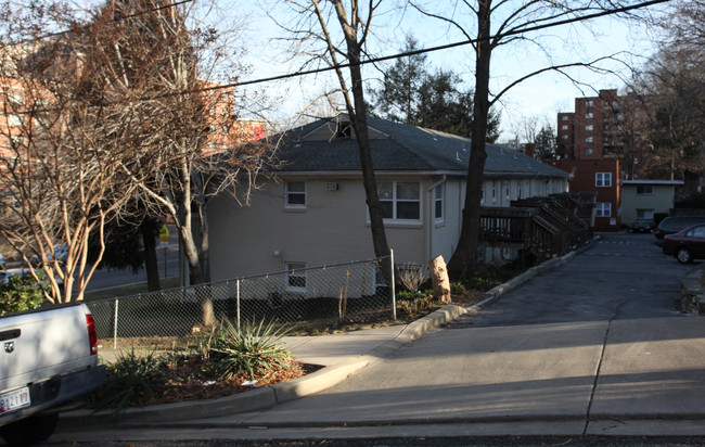 Maple in Takoma Park, MD - Foto de edificio - Building Photo