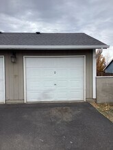 2040-2040 NE Elk St in Prineville, OR - Building Photo - Building Photo