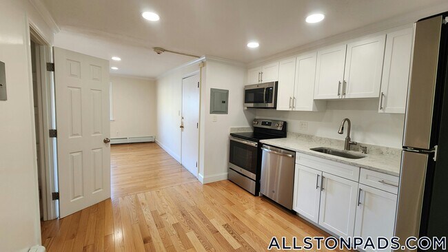16 Westford St in Boston, MA - Building Photo - Building Photo