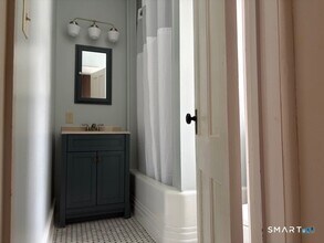 41 Maple Ave in Norfolk, CT - Building Photo - Building Photo