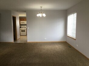 618 Treble Ln in Volo, IL - Building Photo - Building Photo