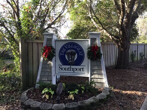 608 W Brown St in Southport, NC - Building Photo - Building Photo