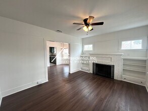 4957 13th Ave in Sacramento, CA - Building Photo - Building Photo