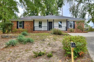 208 Foxdale Dr in Evans, GA - Building Photo