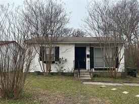 409 Wildwood Dr in Mesquite, TX - Building Photo