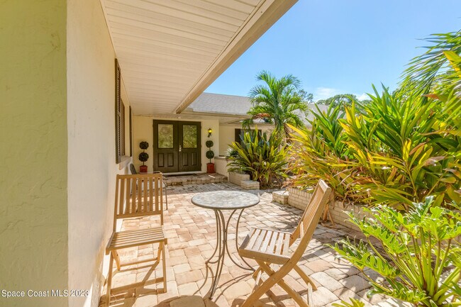 1639 Emmaus Rd NW in Palm Bay, FL - Building Photo - Building Photo