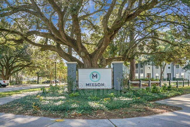 4565 Mixson Ave in North Charleston, SC - Foto de edificio - Building Photo