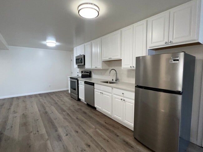 131-133 Rolph St in San Francisco, CA - Building Photo - Building Photo