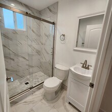 500 S Main St, Unit 504 in Burbank, CA - Building Photo - Building Photo