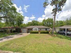 4307 Holloway Dr in Houston, TX - Building Photo