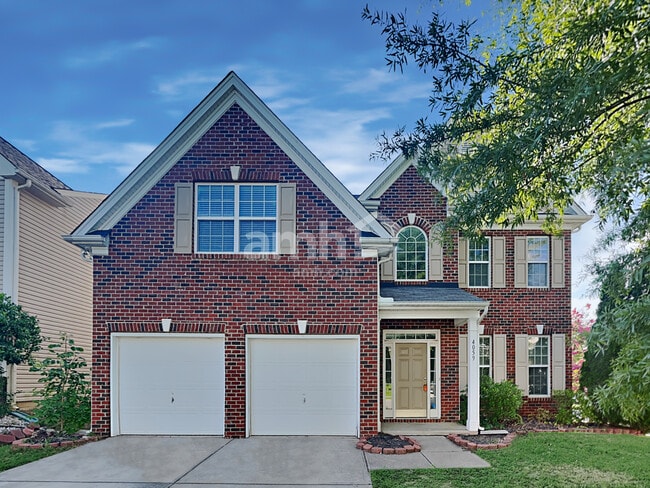 4059 Houldsworth Dr