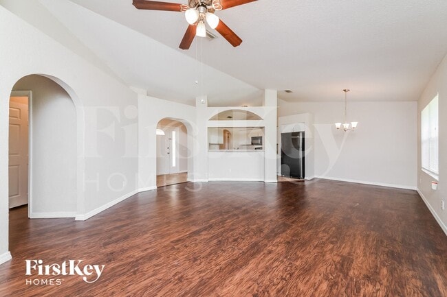 3474 Tupelo Ave in North Port, FL - Foto de edificio - Building Photo