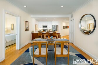 101 Asheville Rd in Brookline, MA - Foto de edificio - Building Photo