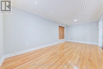 101 Meandering Trail in Toronto, ON - Building Photo - Building Photo