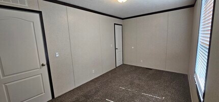 179 Magnolia Pl in Belleville, MI - Building Photo - Building Photo