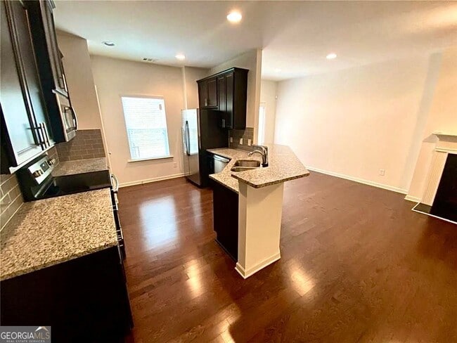 4241 Alden Park Dr in Decatur, GA - Building Photo - Building Photo