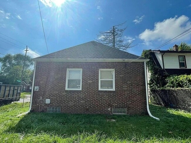 13500 Rutherford St in Detroit, MI - Building Photo - Building Photo