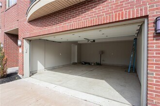 35 Ojibwa Cir in Buffalo, NY - Building Photo - Building Photo