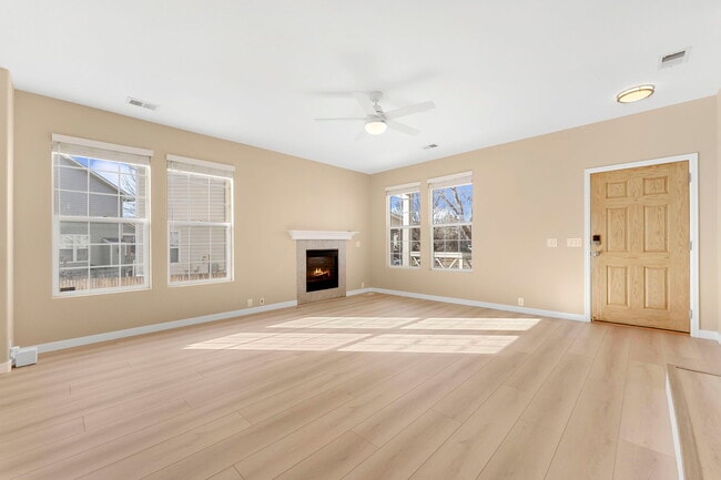 3425 East 123rd Drive in Thornton, CO - Foto de edificio - Building Photo