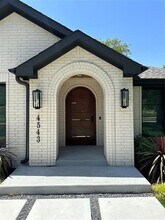 4543 Elsby Ave in Dallas, TX - Building Photo - Building Photo
