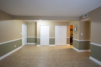 Eagle Trace in Greenville, SC - Foto de edificio - Interior Photo