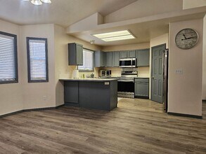 3363 N Chatterton Way in Boise, ID - Building Photo - Building Photo