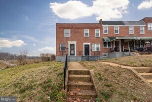 2574 W Lafayette Ave in Baltimore, MD - Building Photo