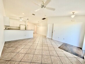 109 NE 16th Pl in Cape Coral, FL - Building Photo - Building Photo