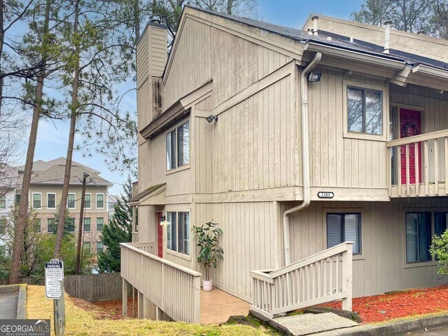 2103 Defoors Ferry Rd NW, Unit B in Atlanta, GA - Building Photo - Building Photo