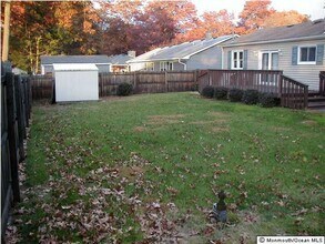 744 Spray Ave in Beachwood, NJ - Foto de edificio - Building Photo