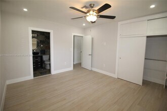 4540 SW 15th St in Miami, FL - Building Photo - Building Photo