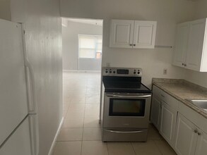 3060 Key Ln in Port Charlotte, FL - Building Photo - Building Photo