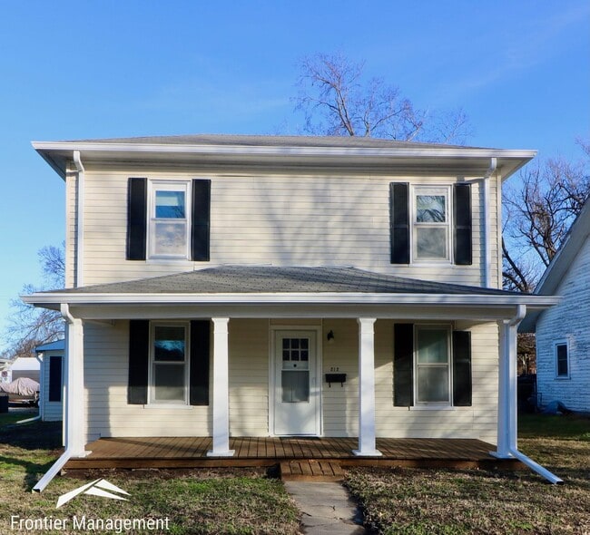 property at 212 Ash St