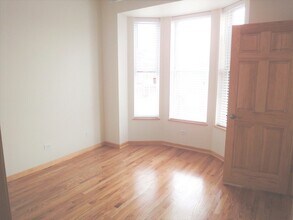 1008 S Loomis St in Chicago, IL - Building Photo - Building Photo