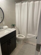1760 NE 145th St in Miami, FL - Building Photo - Building Photo
