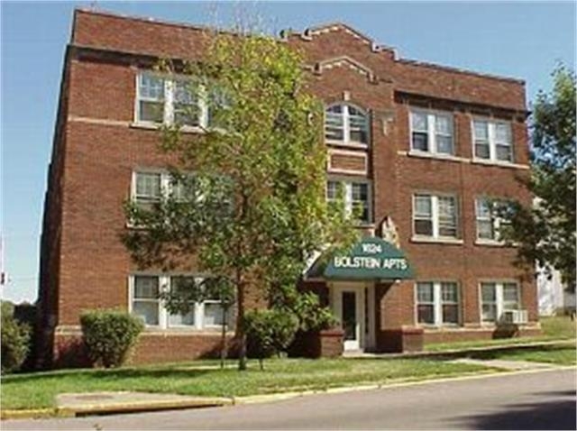 Bolstein Apartments in Sioux City, IA - Building Photo