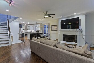 3513 N Fremont St in Chicago, IL - Building Photo - Building Photo