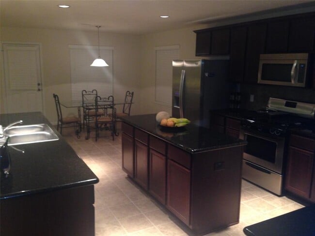 12543 Chiswick Rd in Houston, TX - Building Photo - Building Photo
